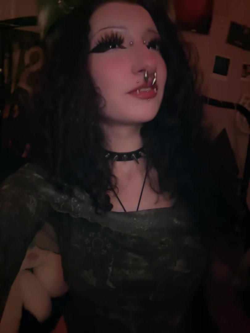 @𝐹𝒶𝓌𝓃 𐂂