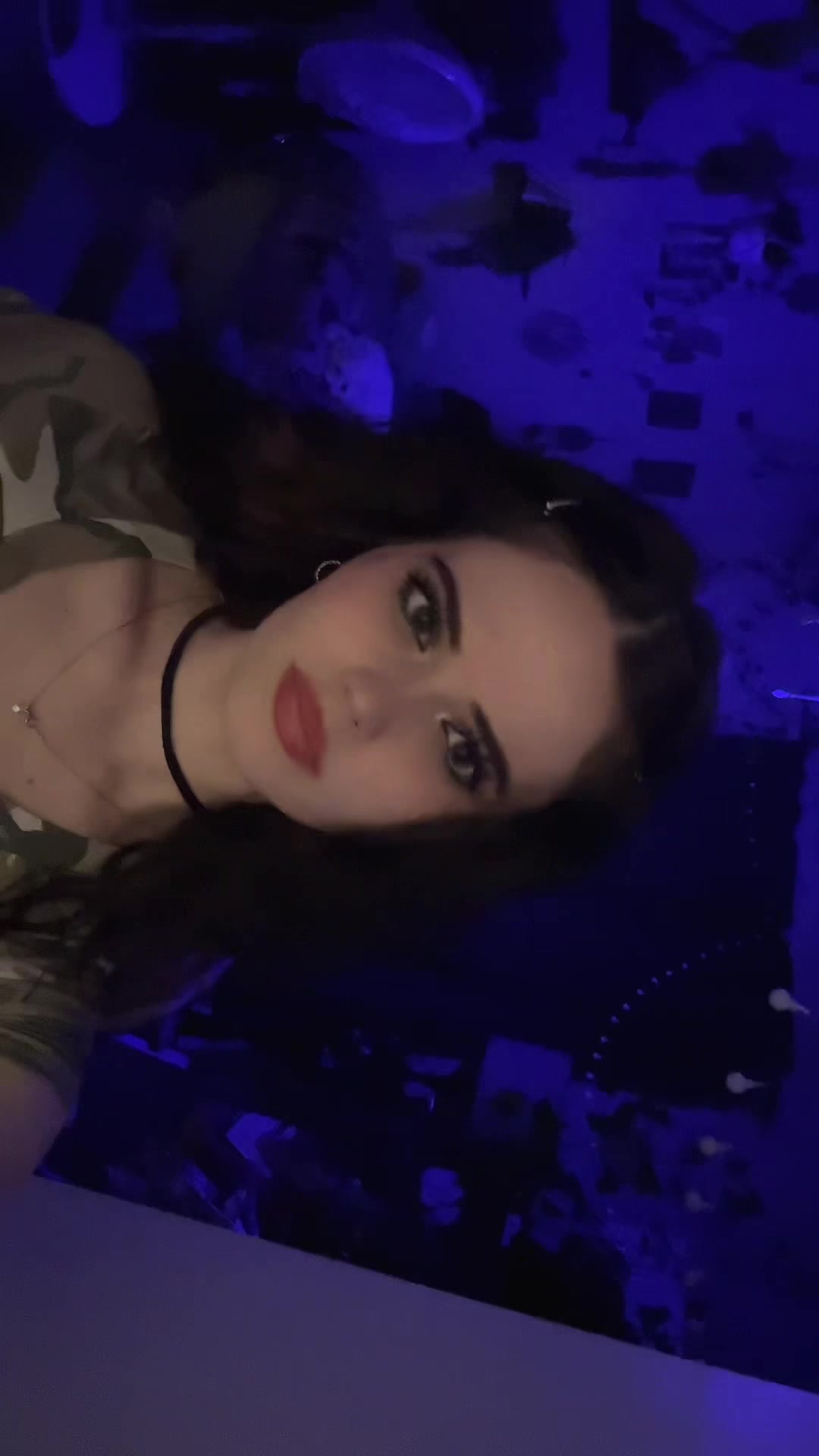 @Emily☮️