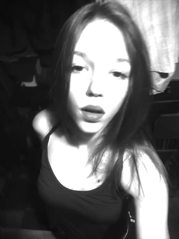 @Viku.🪽ska