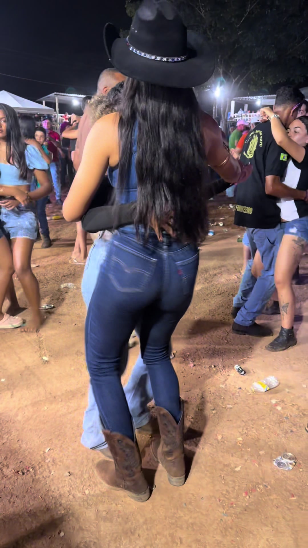 @Layanne Forrozeira