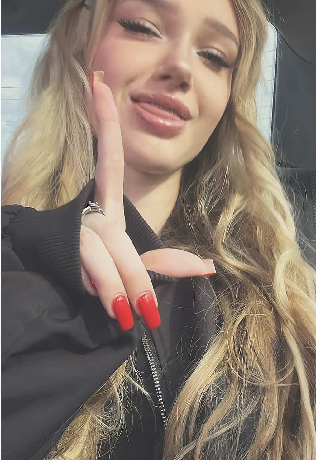 @саша