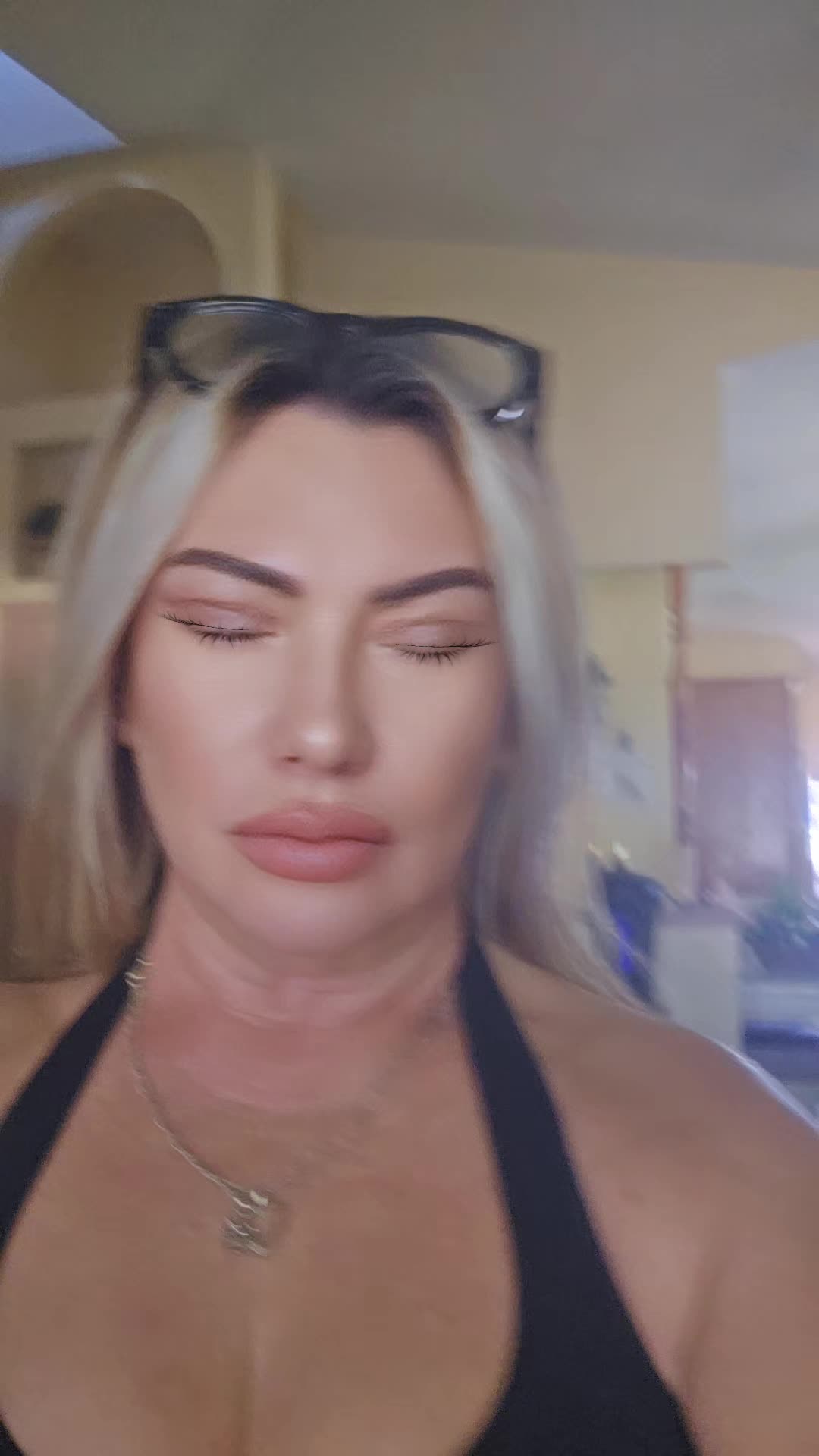 @isabella salazar bikini girl