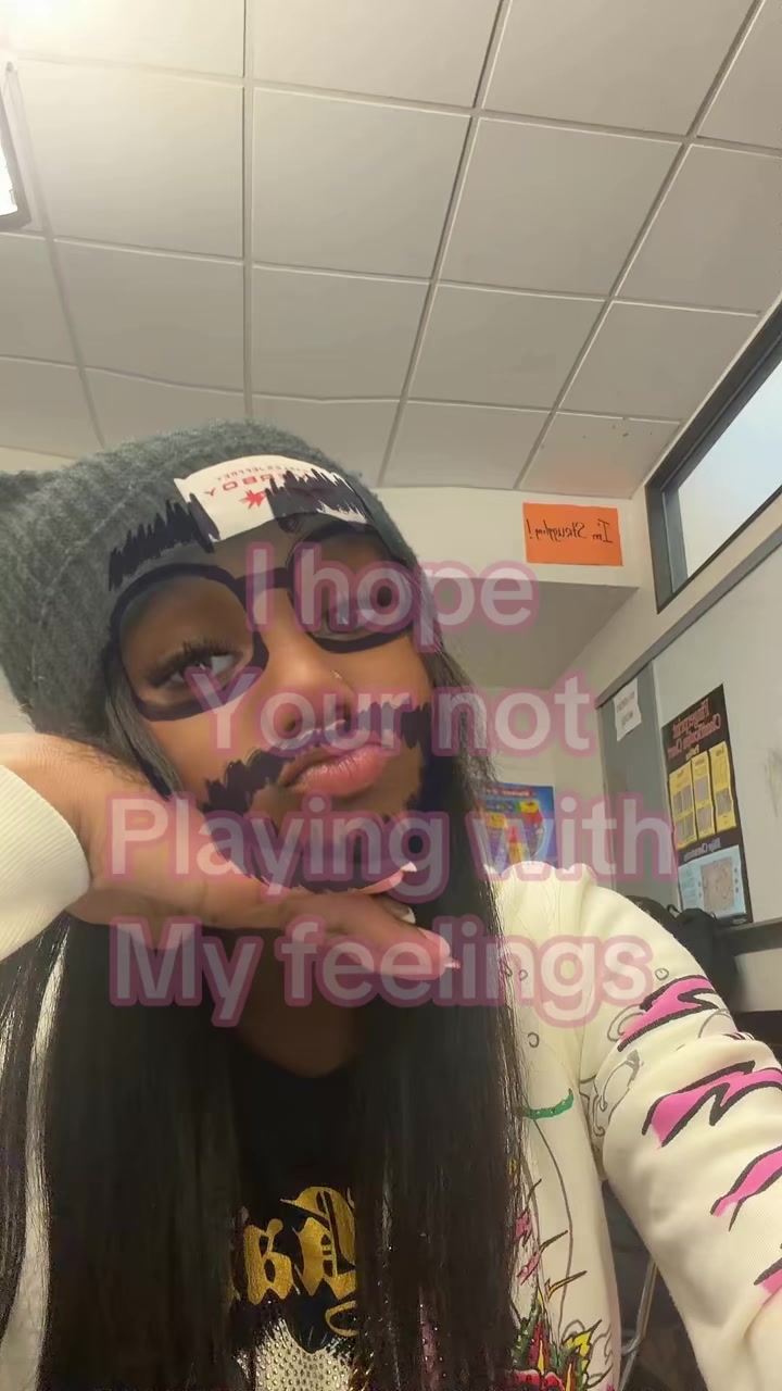 @rellogirl