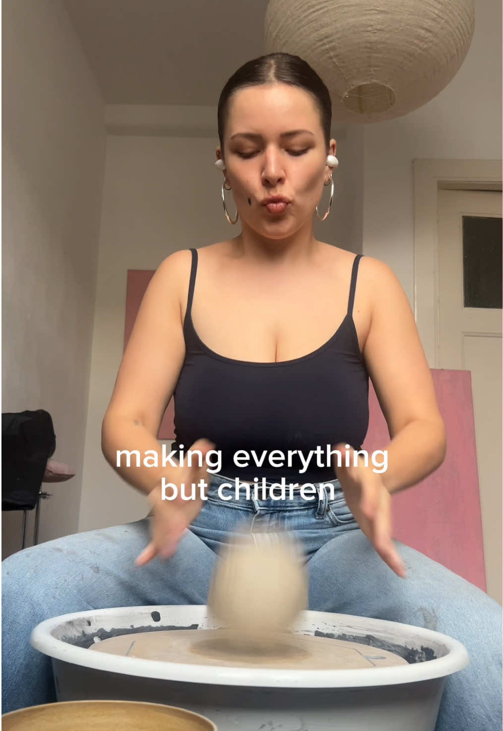 @nikanoushka