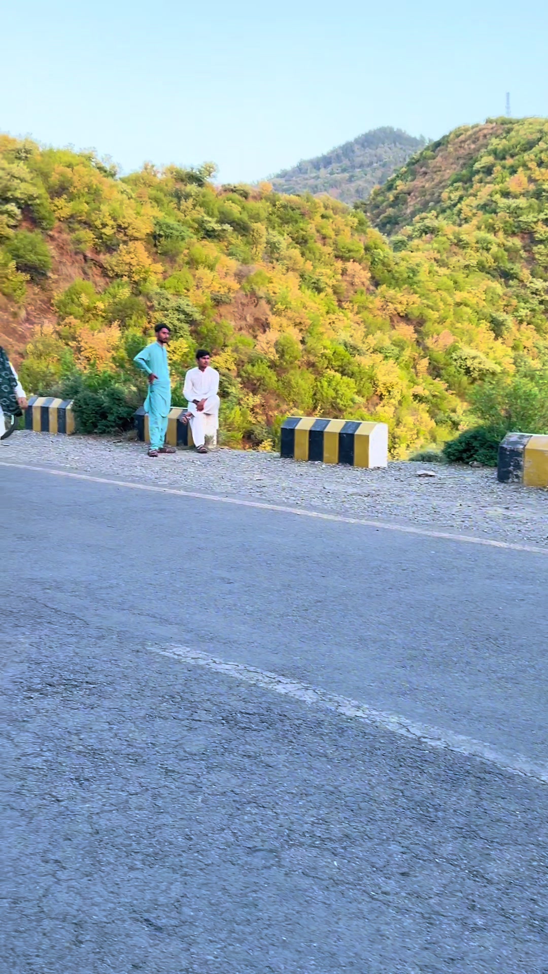 @Tanveer Iqbal 🇵🇰