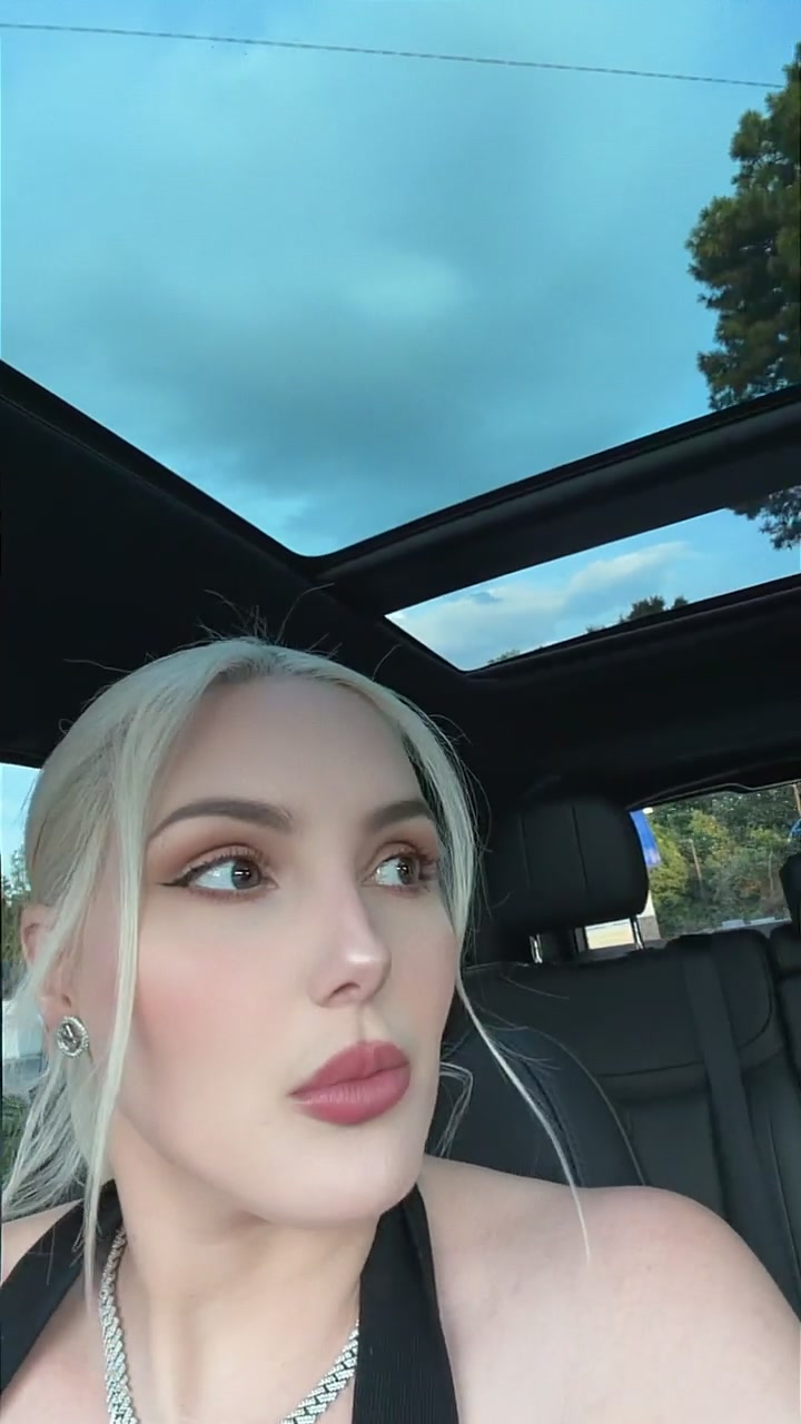 @Lacey J