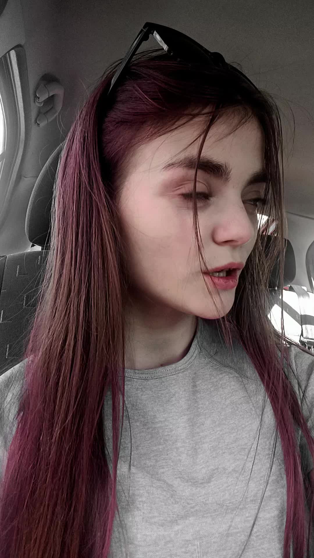 @Оле4ка_)