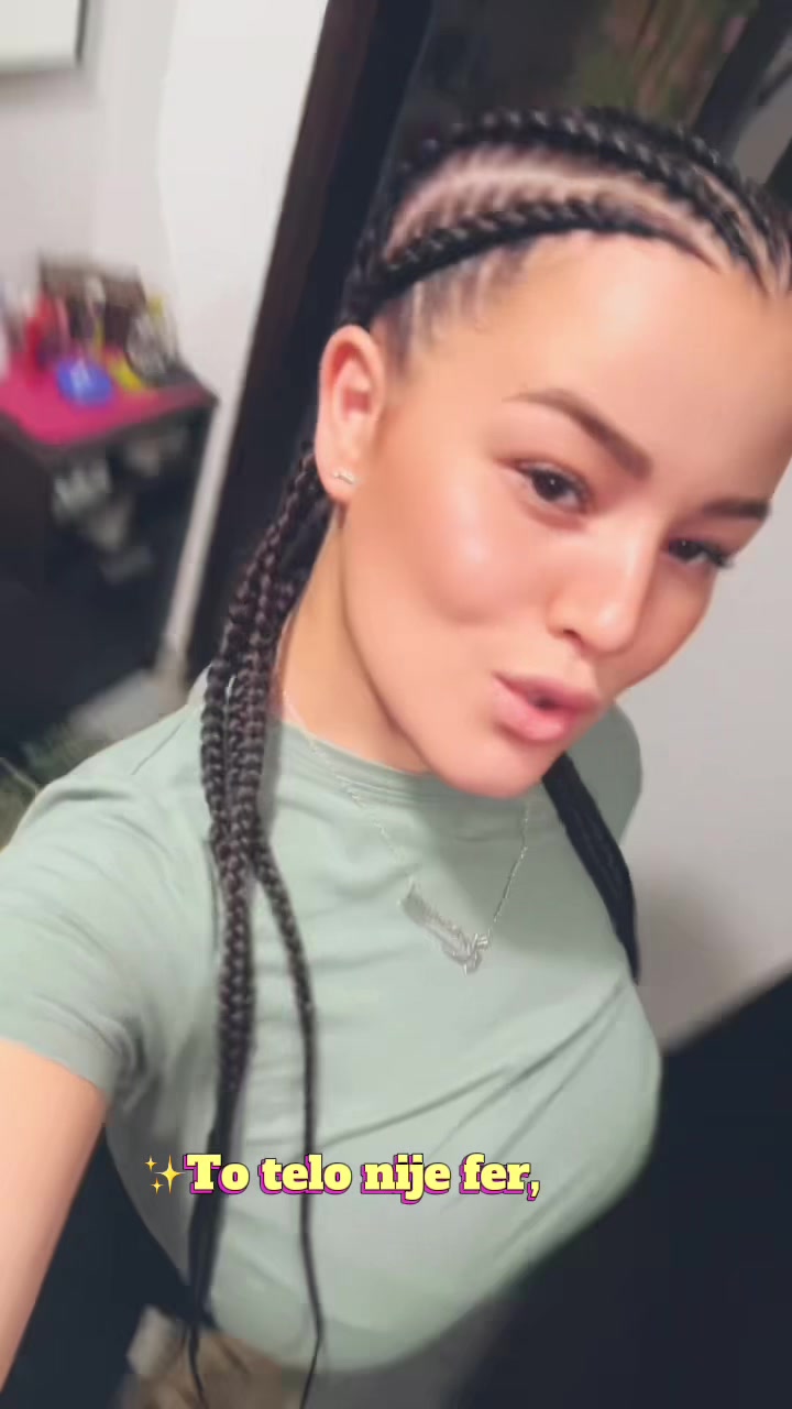 @Ale🍓