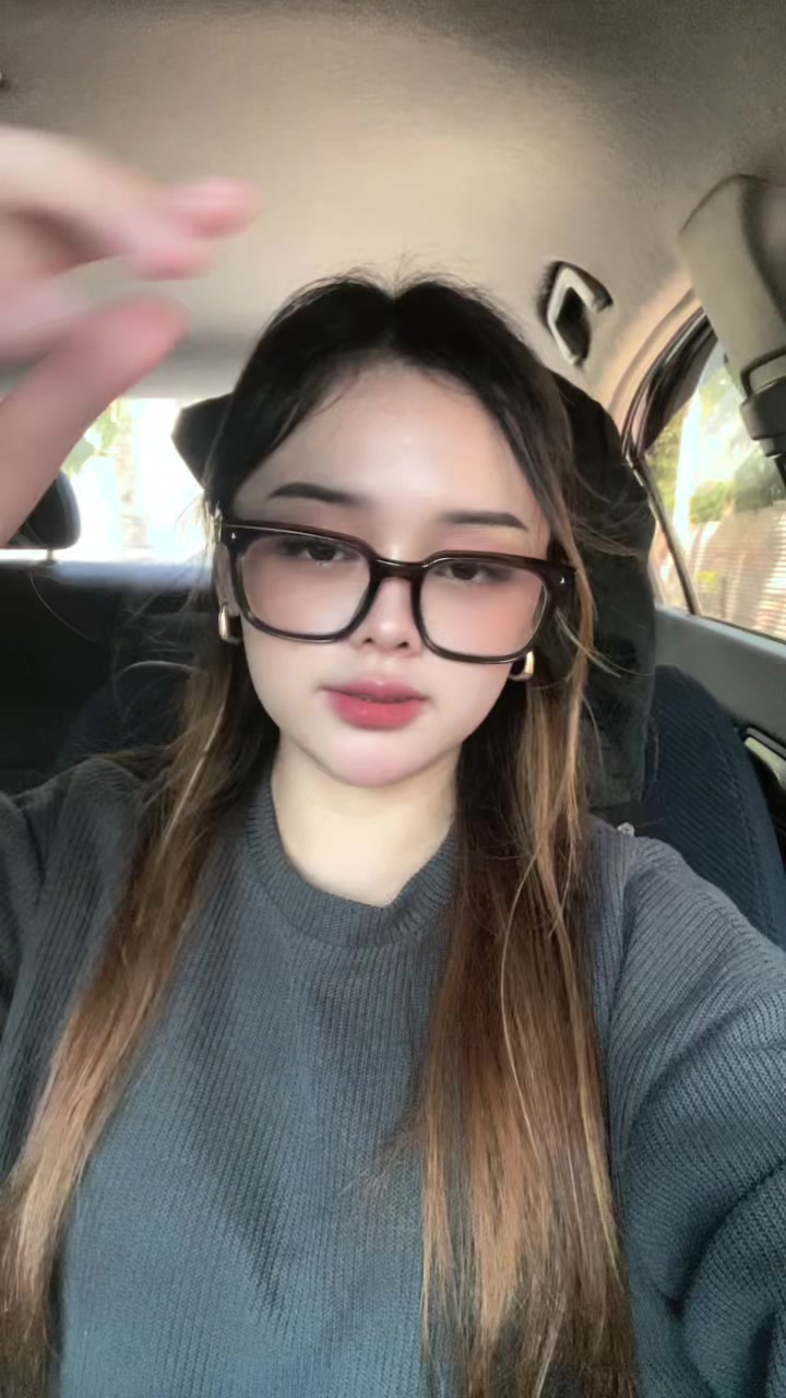 @joanalynnn