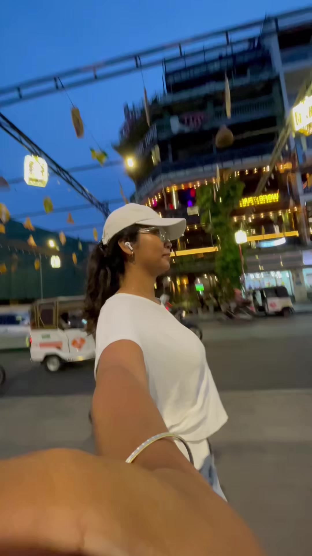 @Lina