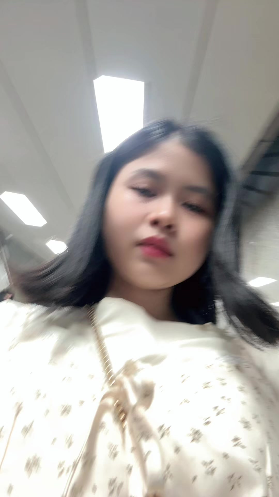 @𝐿𝓎 🫧