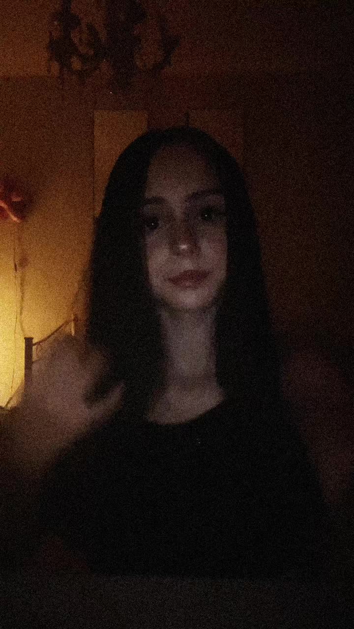 @𝒩