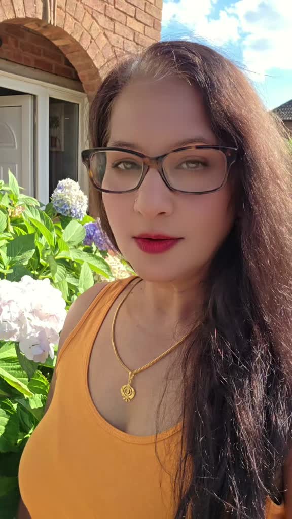 @❤️🧿Madhu Matharu🧿❤️