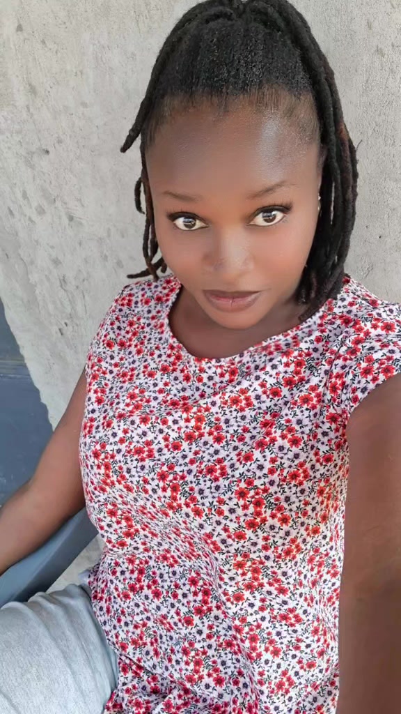 @Junitah M
