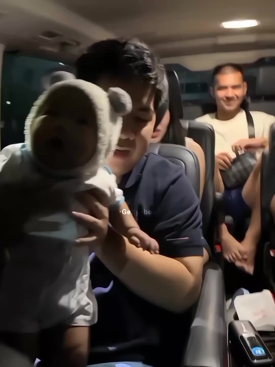 @bruhknsphxt