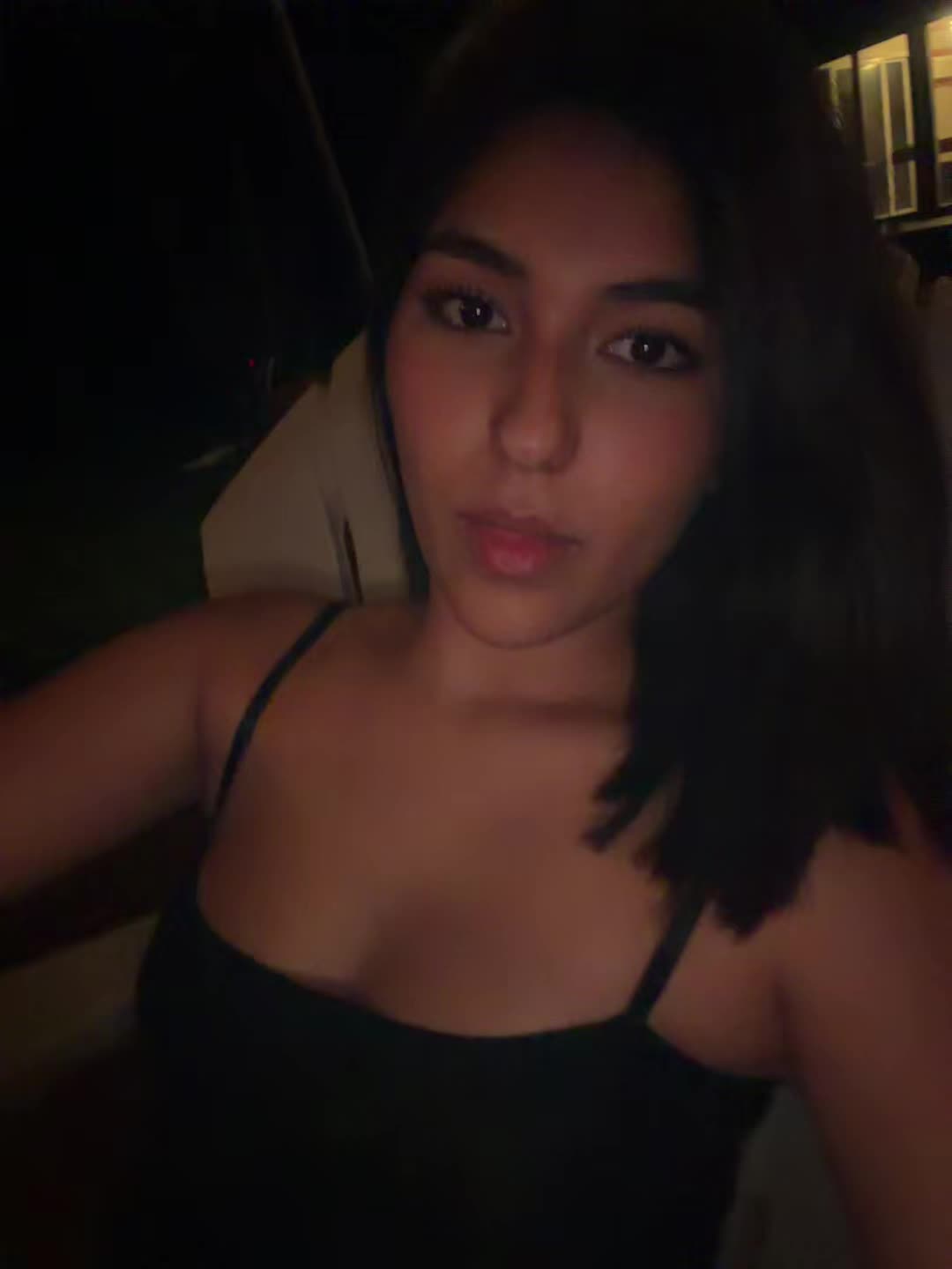 @Mia ☻.