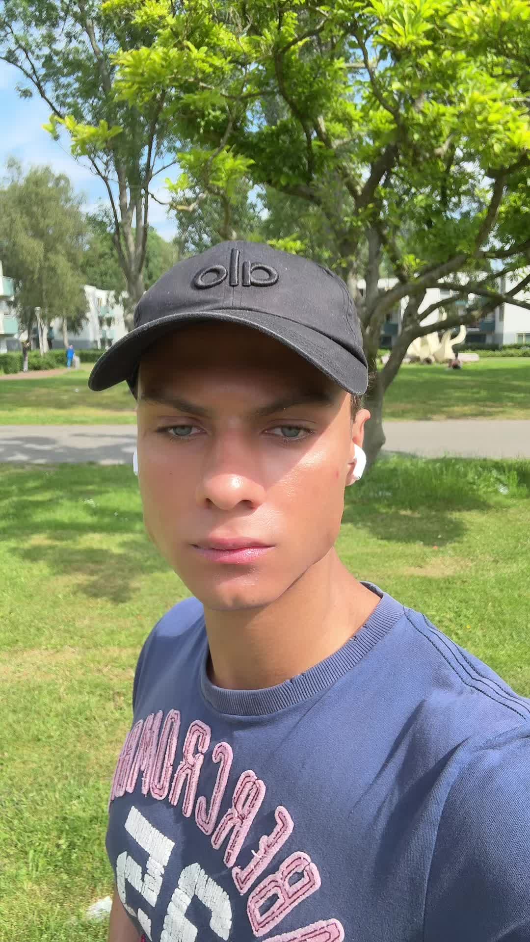 @justinvanderveen