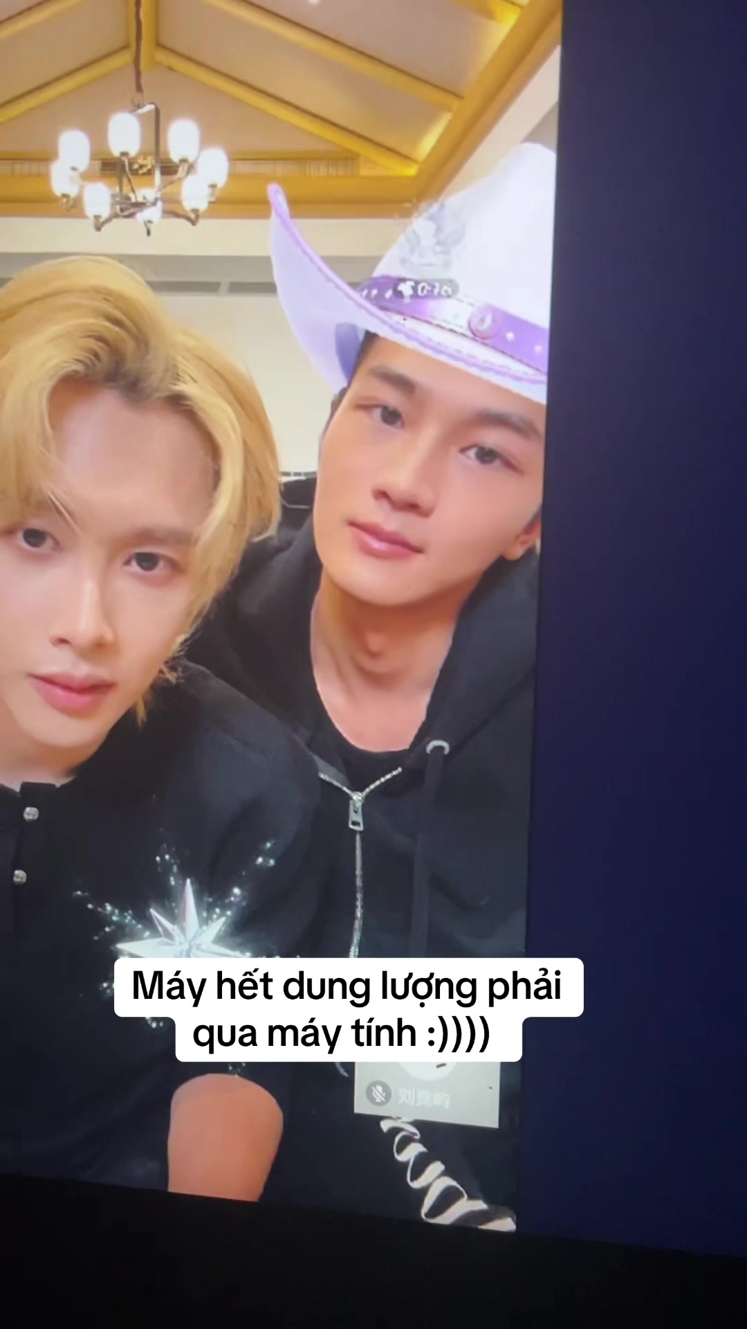 @Sống về đ&ecirc;m để đu trai
