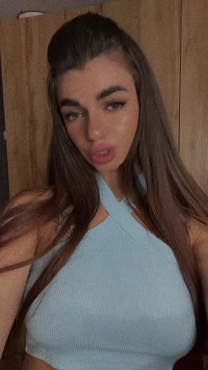 @Alina🦋✨