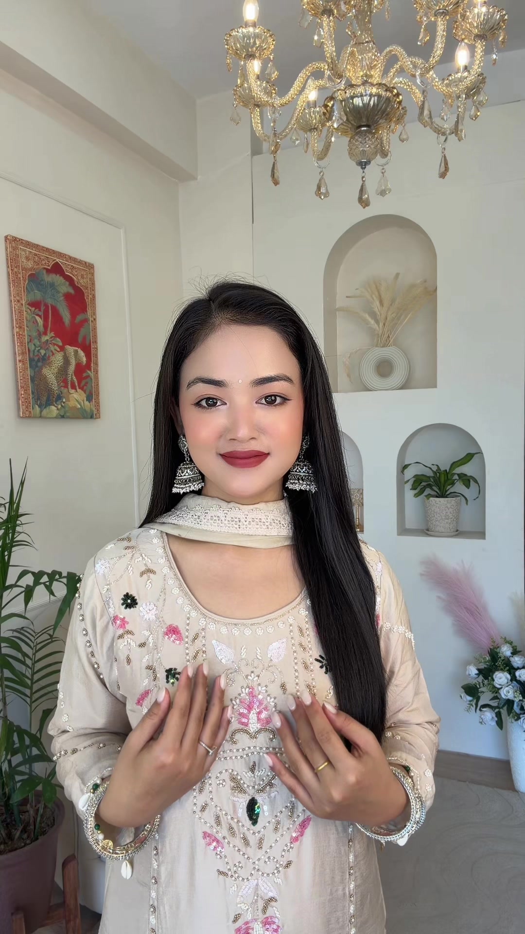 @Naina_TheAttire