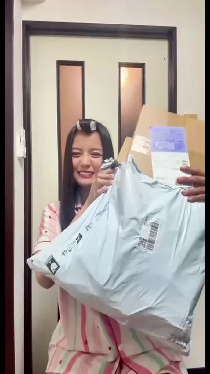 @🇲🇲YOON NADI🇯🇵(ウインワアウン)