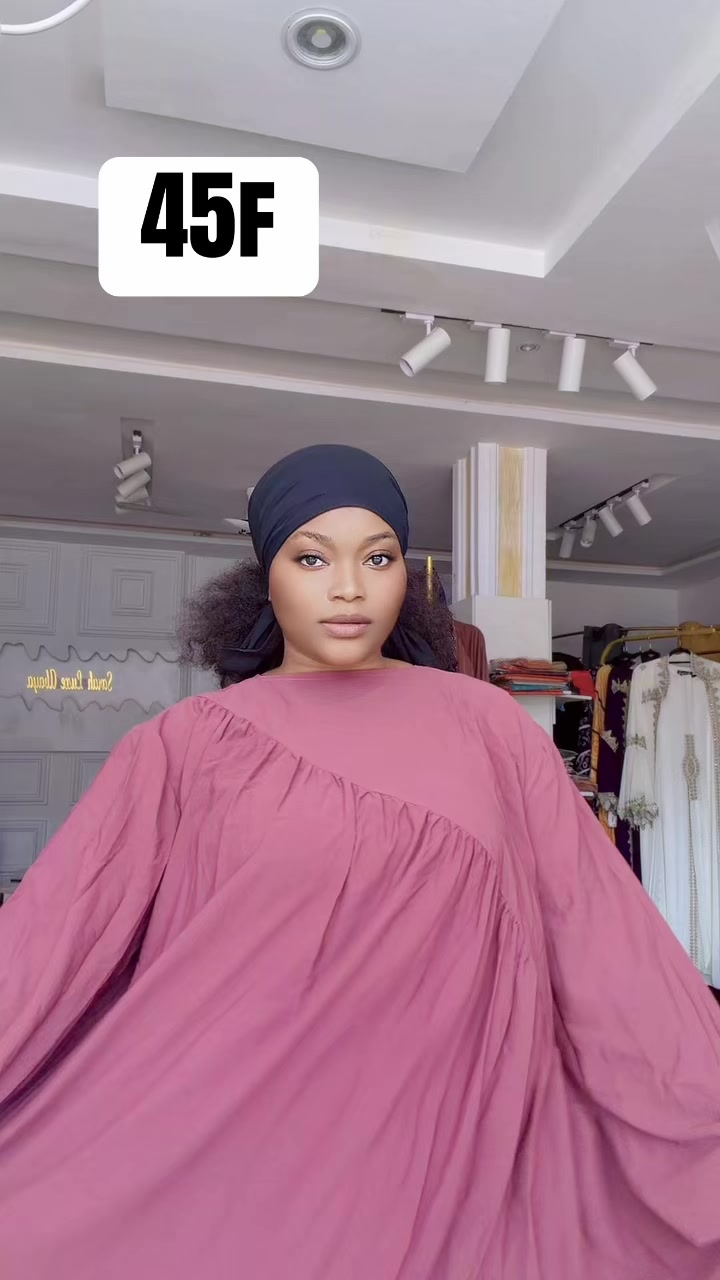 @Sarah-luxury-abaya ♊