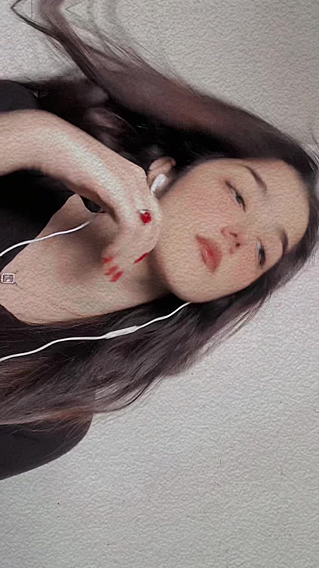 @𝕾𝖆𝖒𝖊𝖊𝖗𝖆 𝕶𝖍𝖆𝖓 🕊️