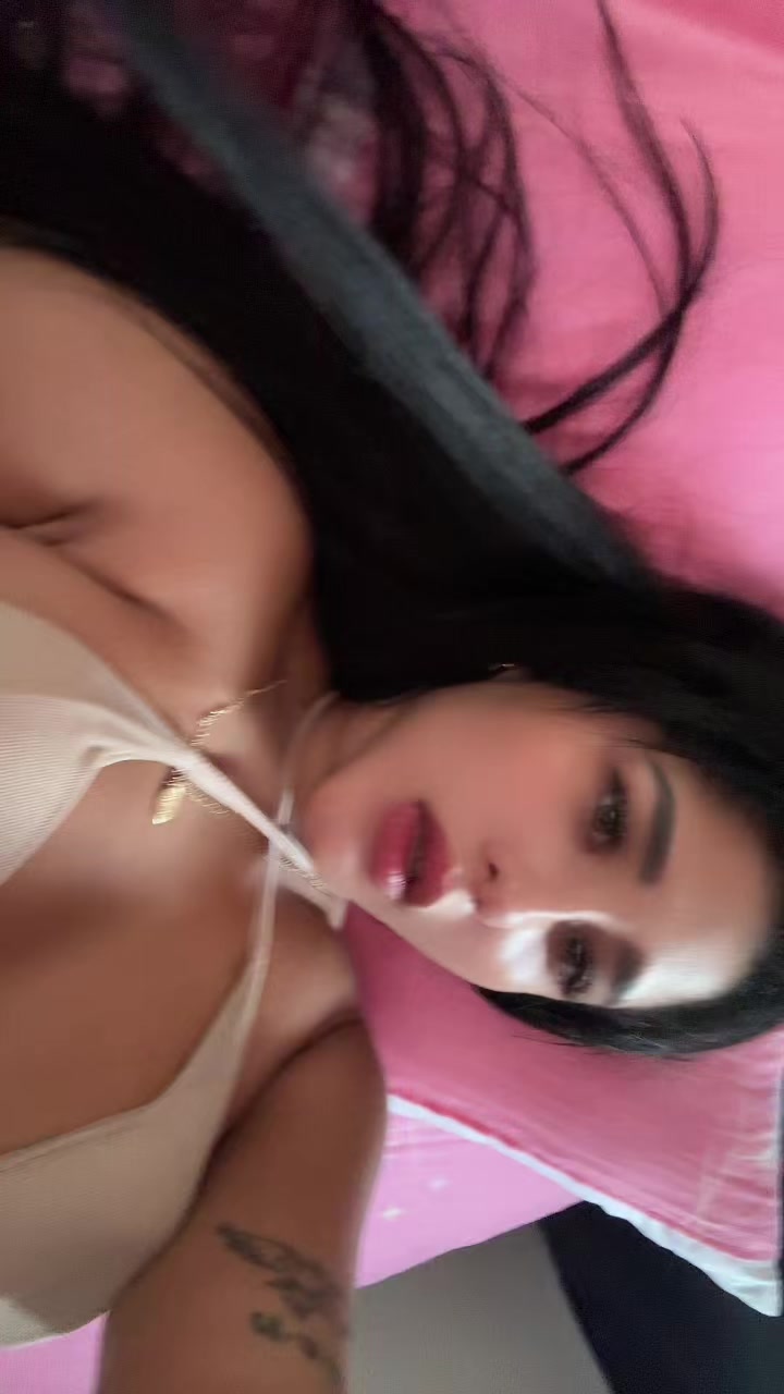 @Karolina Echeverry 👄