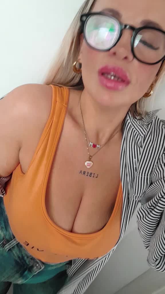@Angela Auriemma