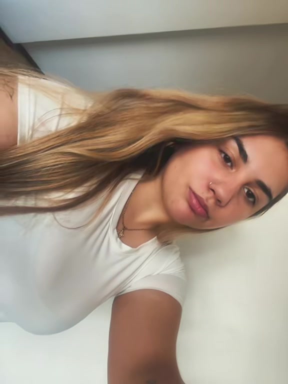 @Larita Comino ✨️