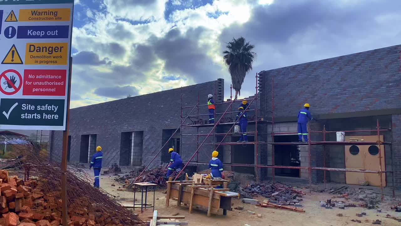 @Yazos Construction & Equipment