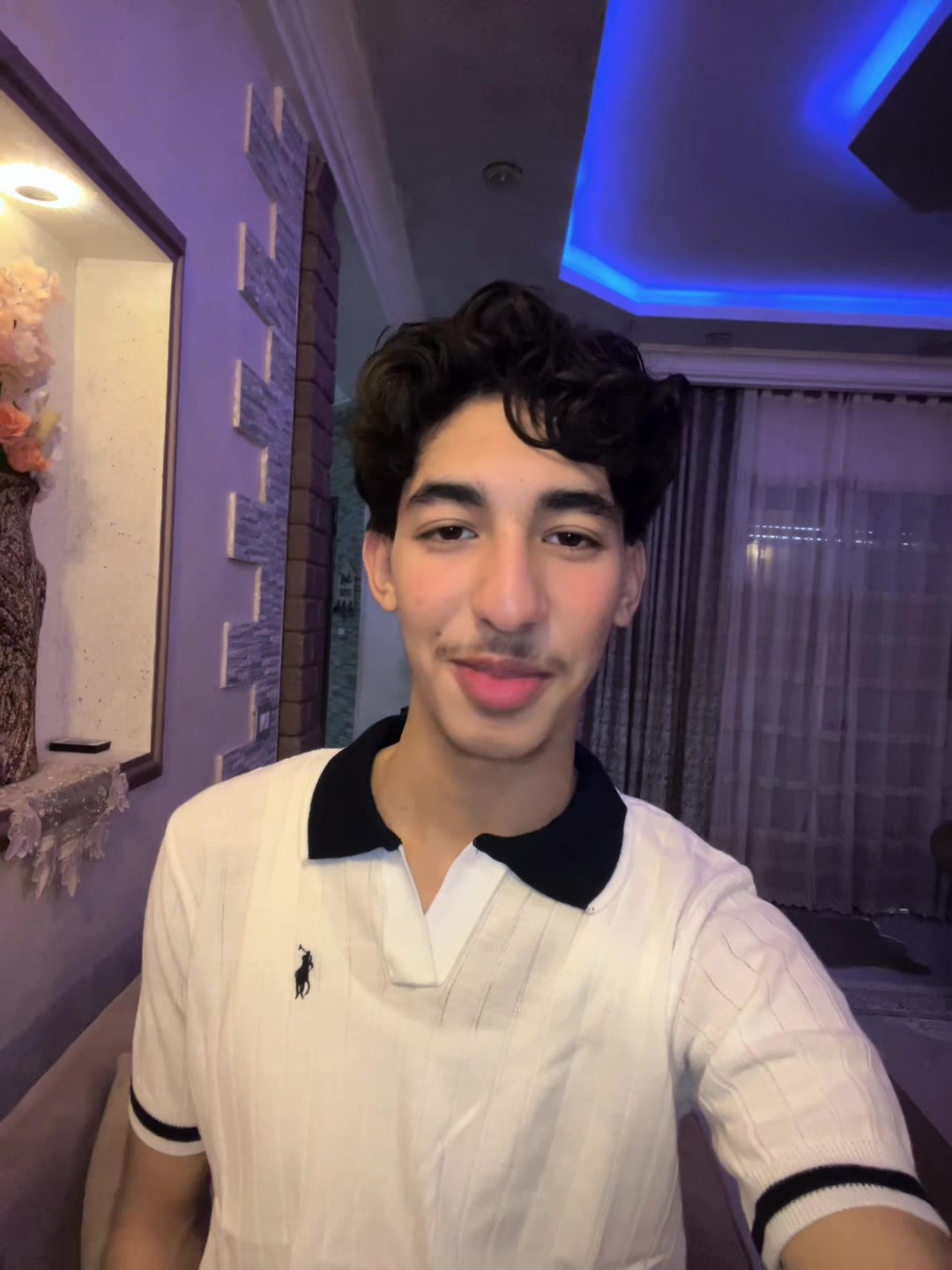 @4YHEM