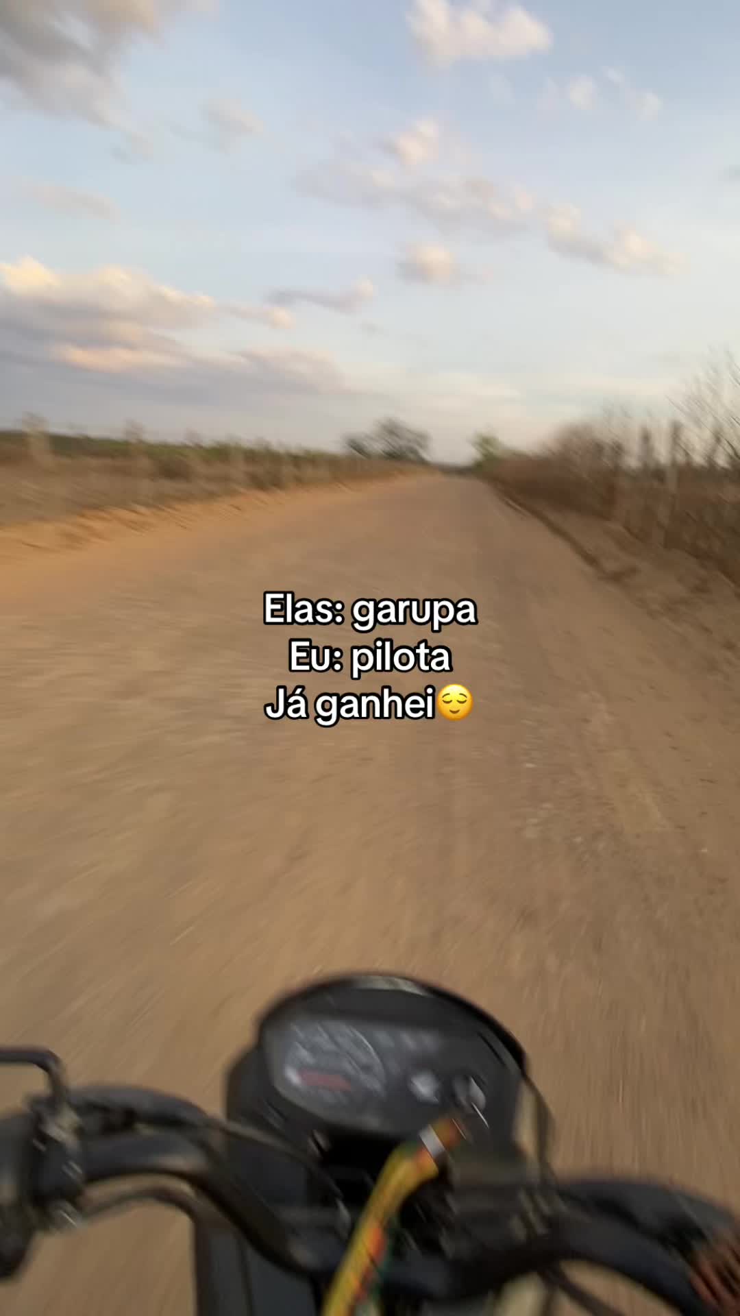@ayanne_mariaa