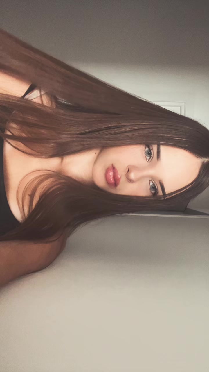 @𝔂🍷