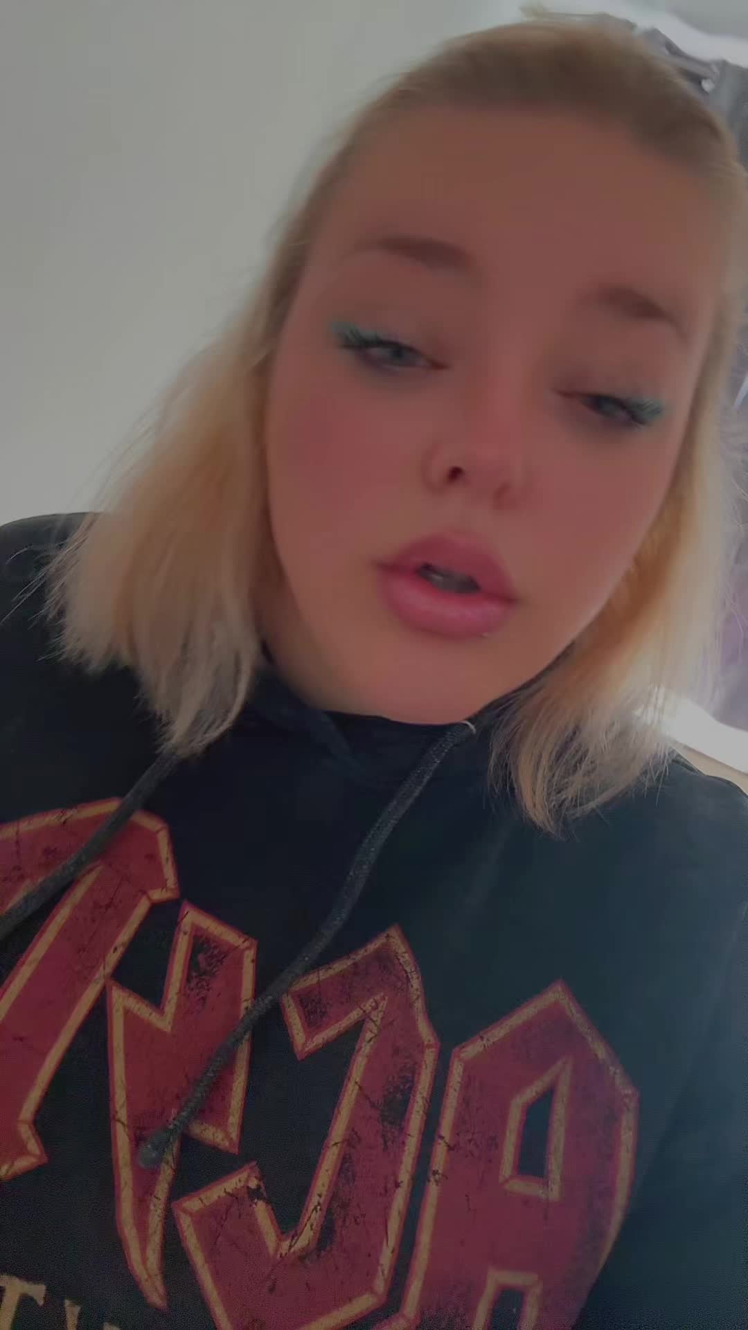 @Seine _Frau241124