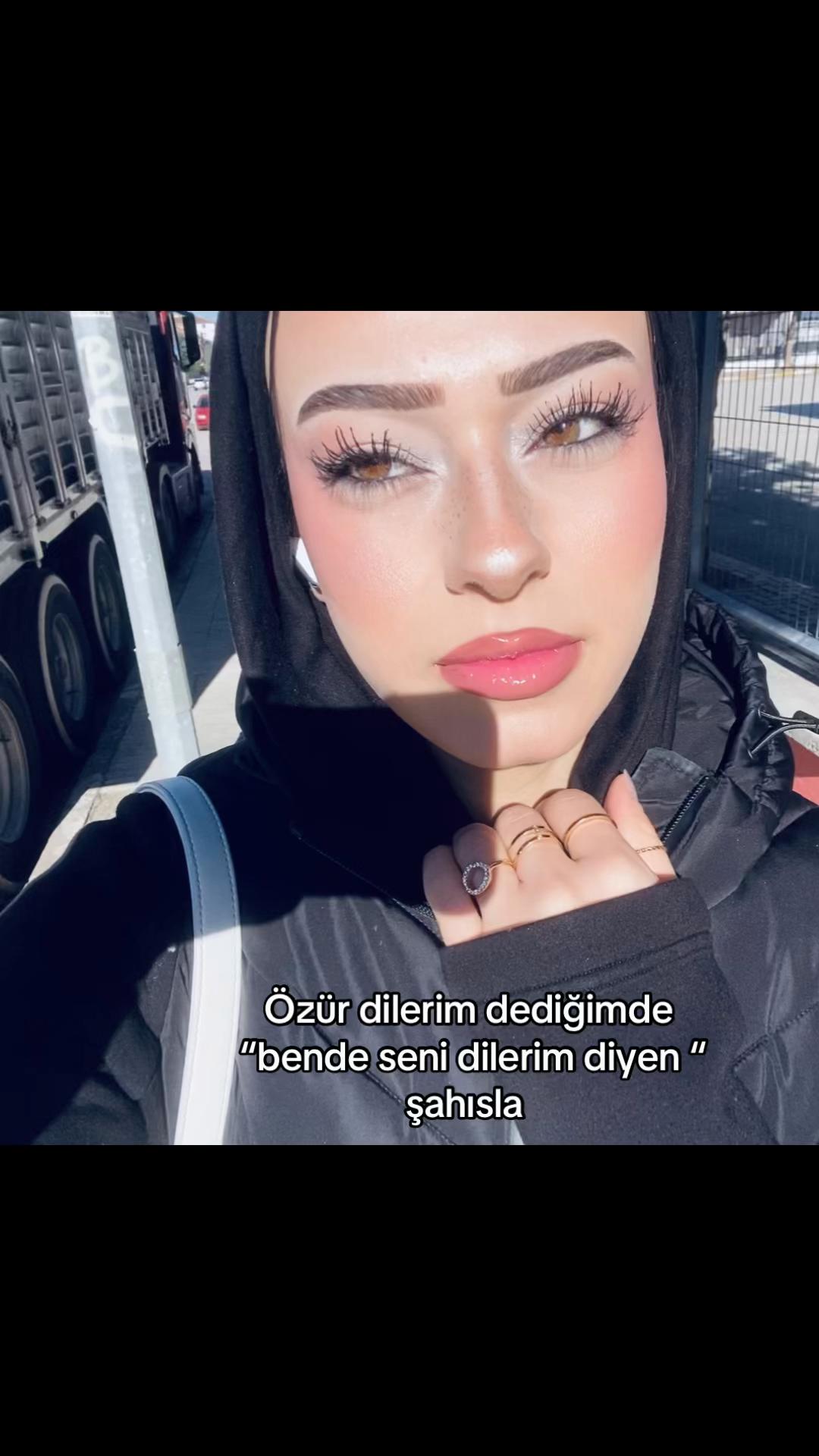 @S&uuml;sl&uuml;&uuml;🦊