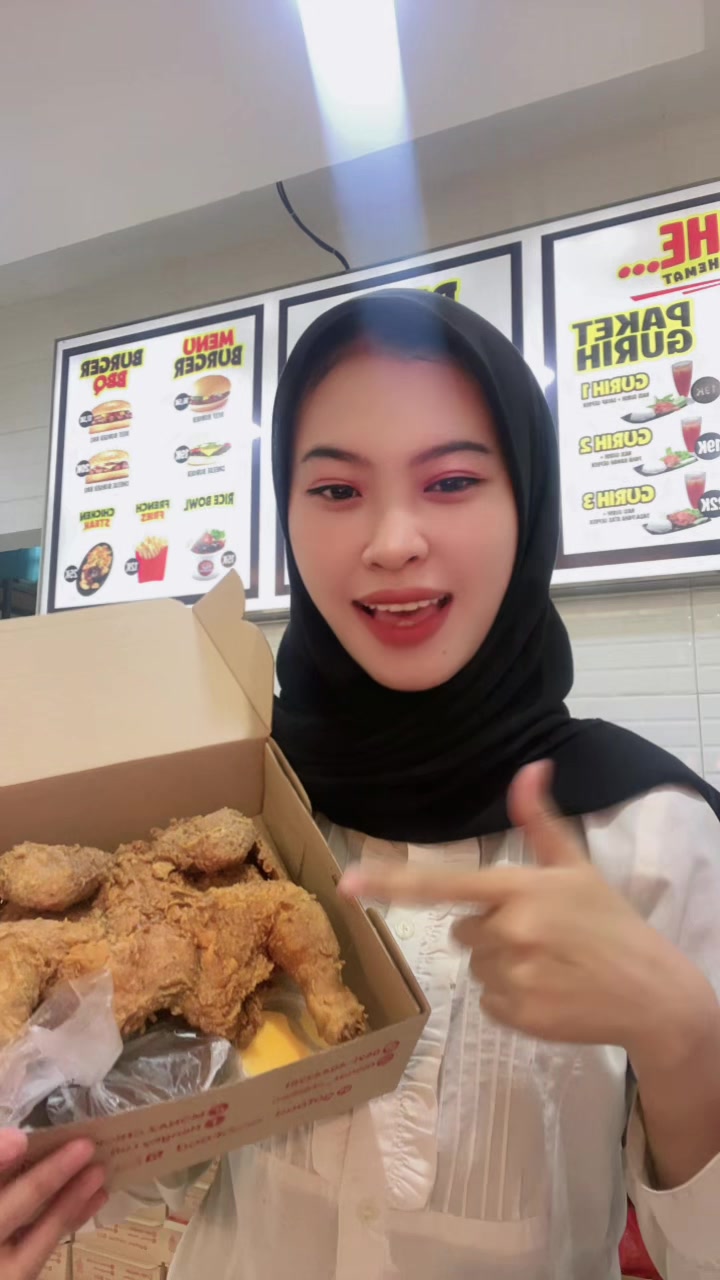 @MONAZ CHICKEN MANUKAN