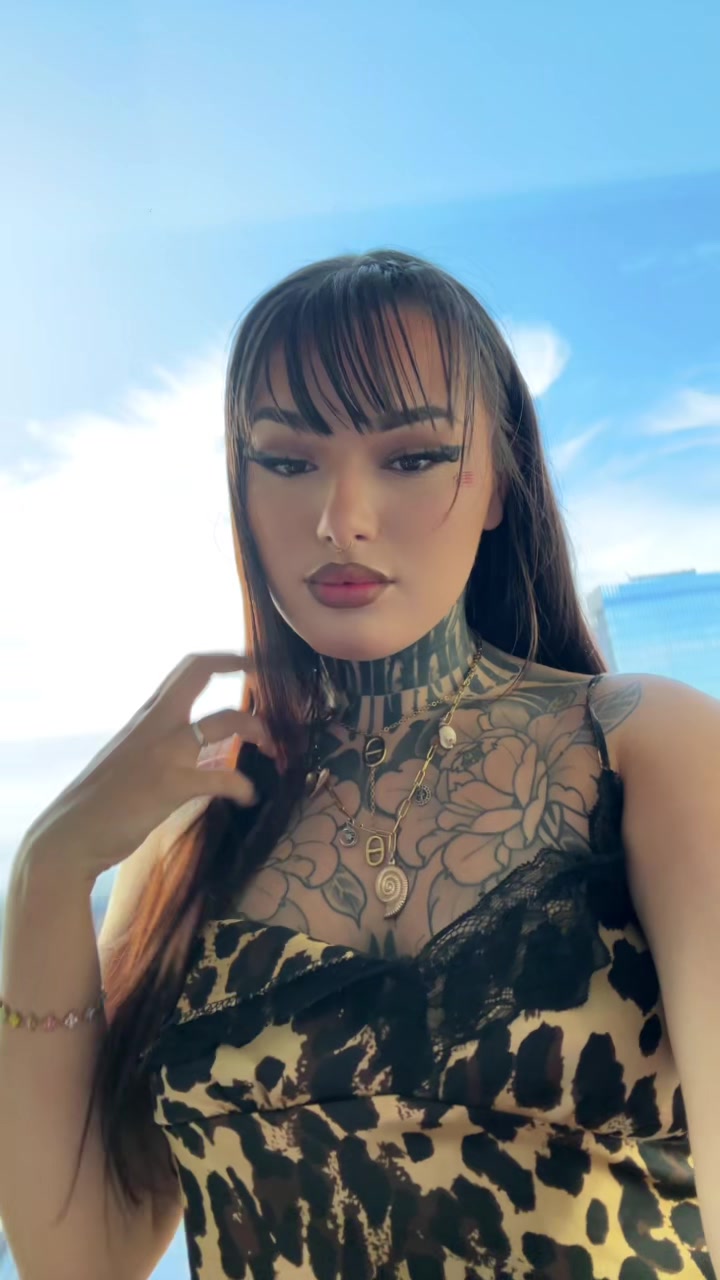 @Baddie_ink