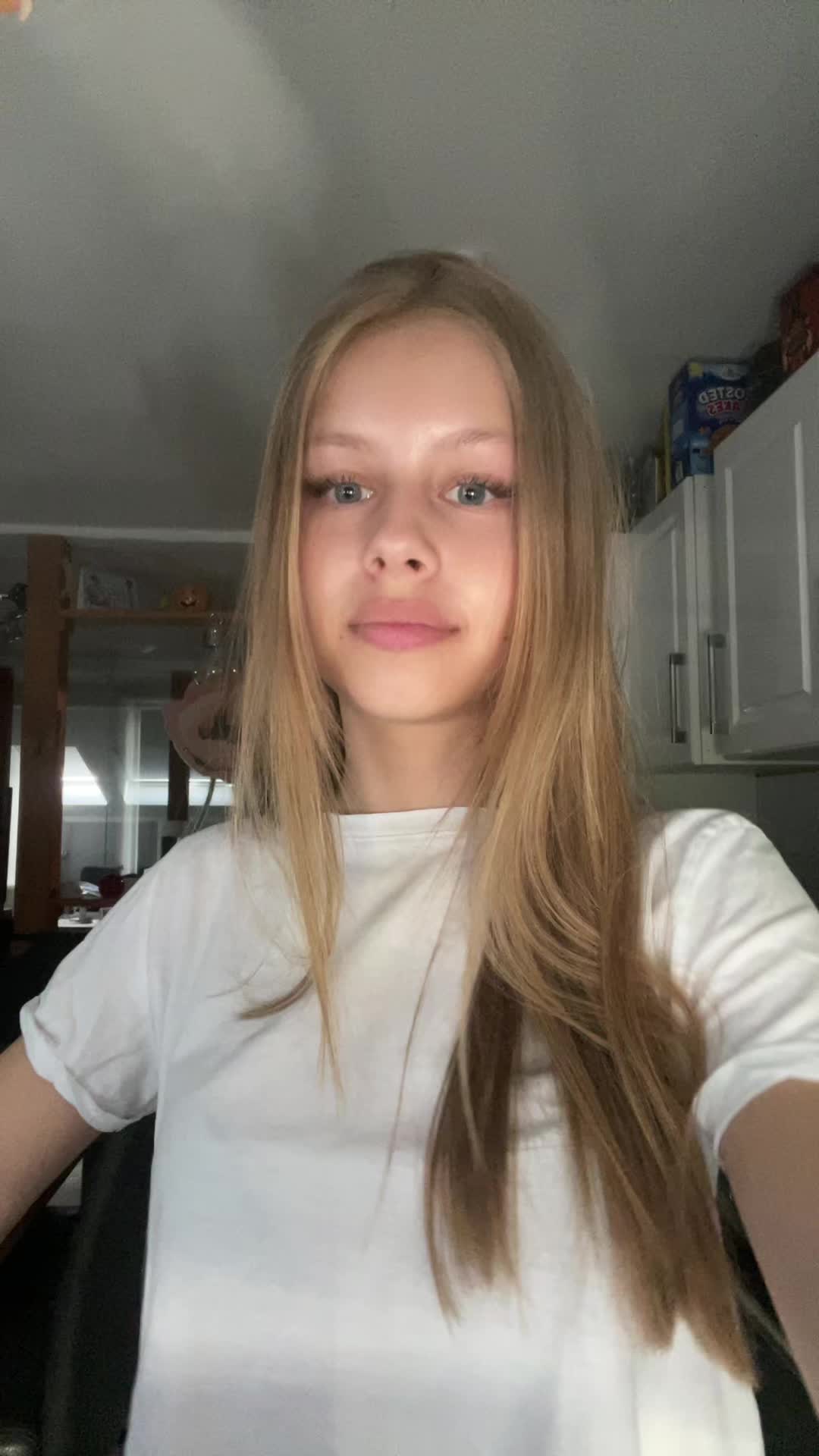 @🦇