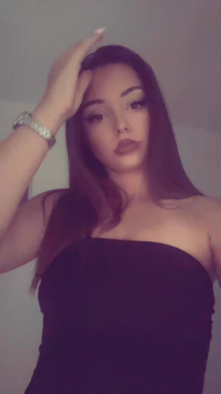 @Yllza