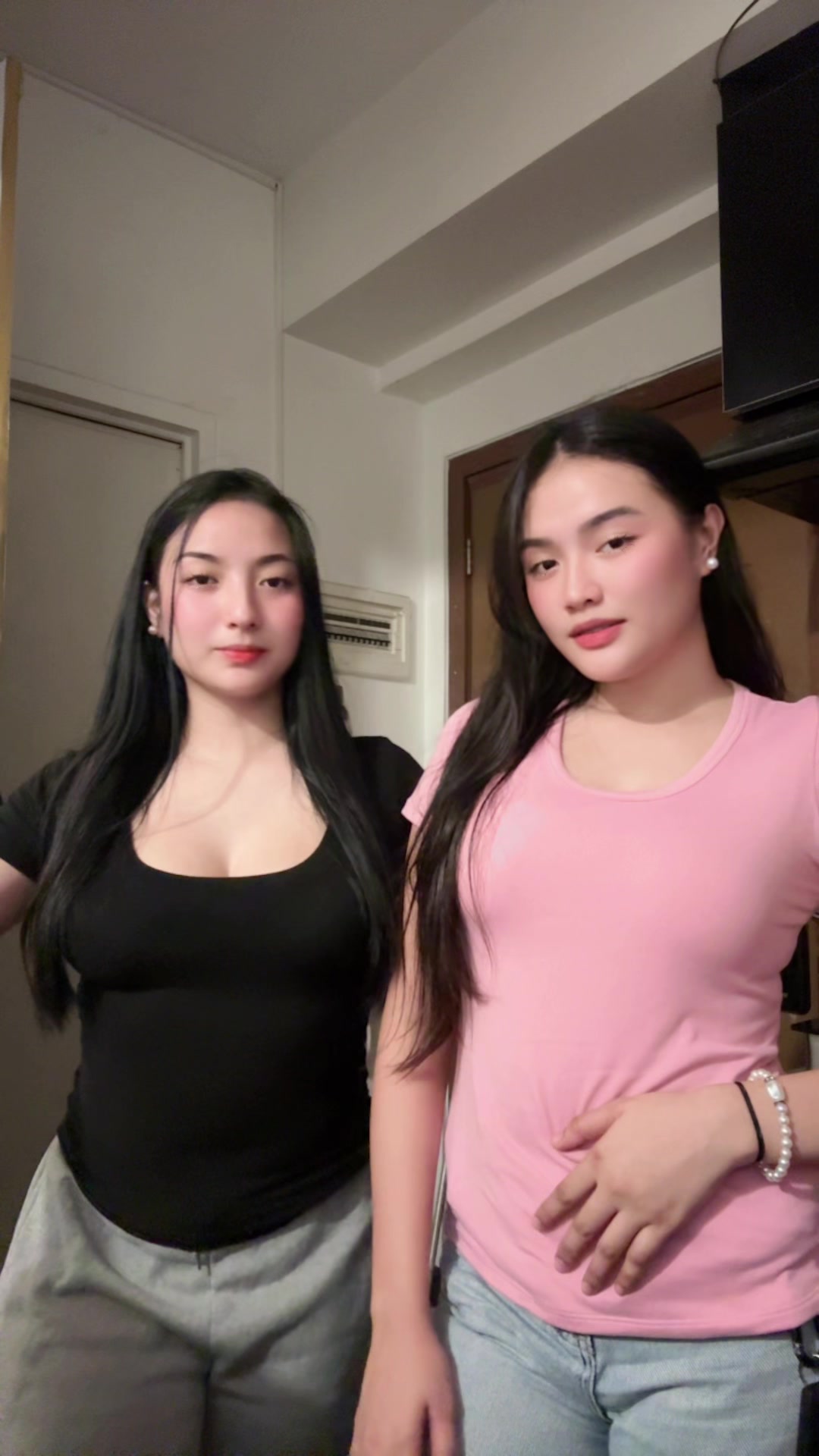 @𝓮𝓵𝓸𝓲𝓼𝓪