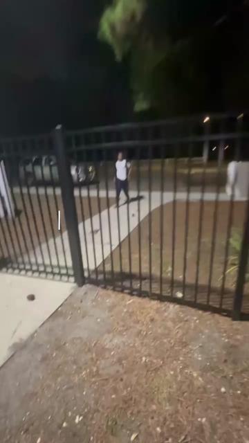 @RR