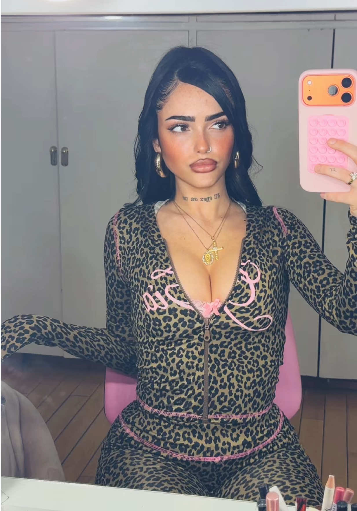 @Valentina Goldzen