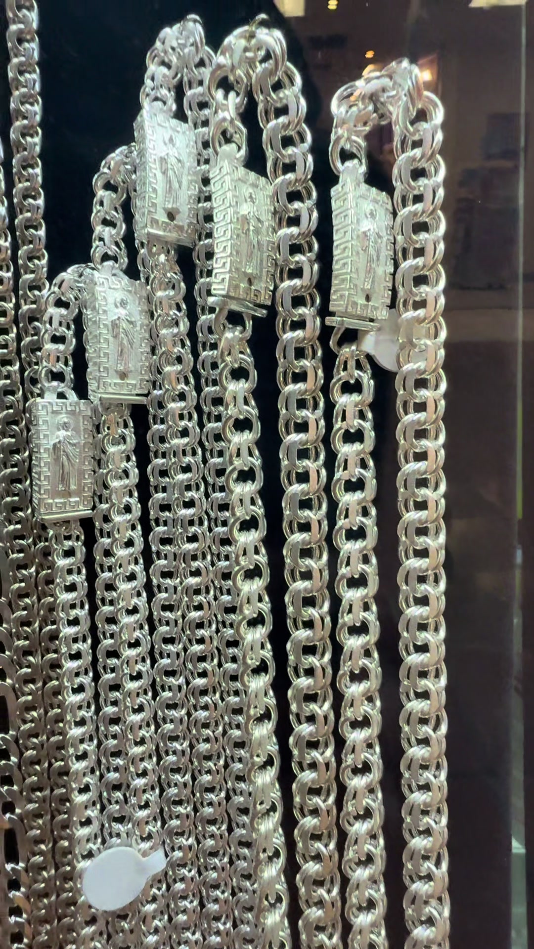 @AliJewelers