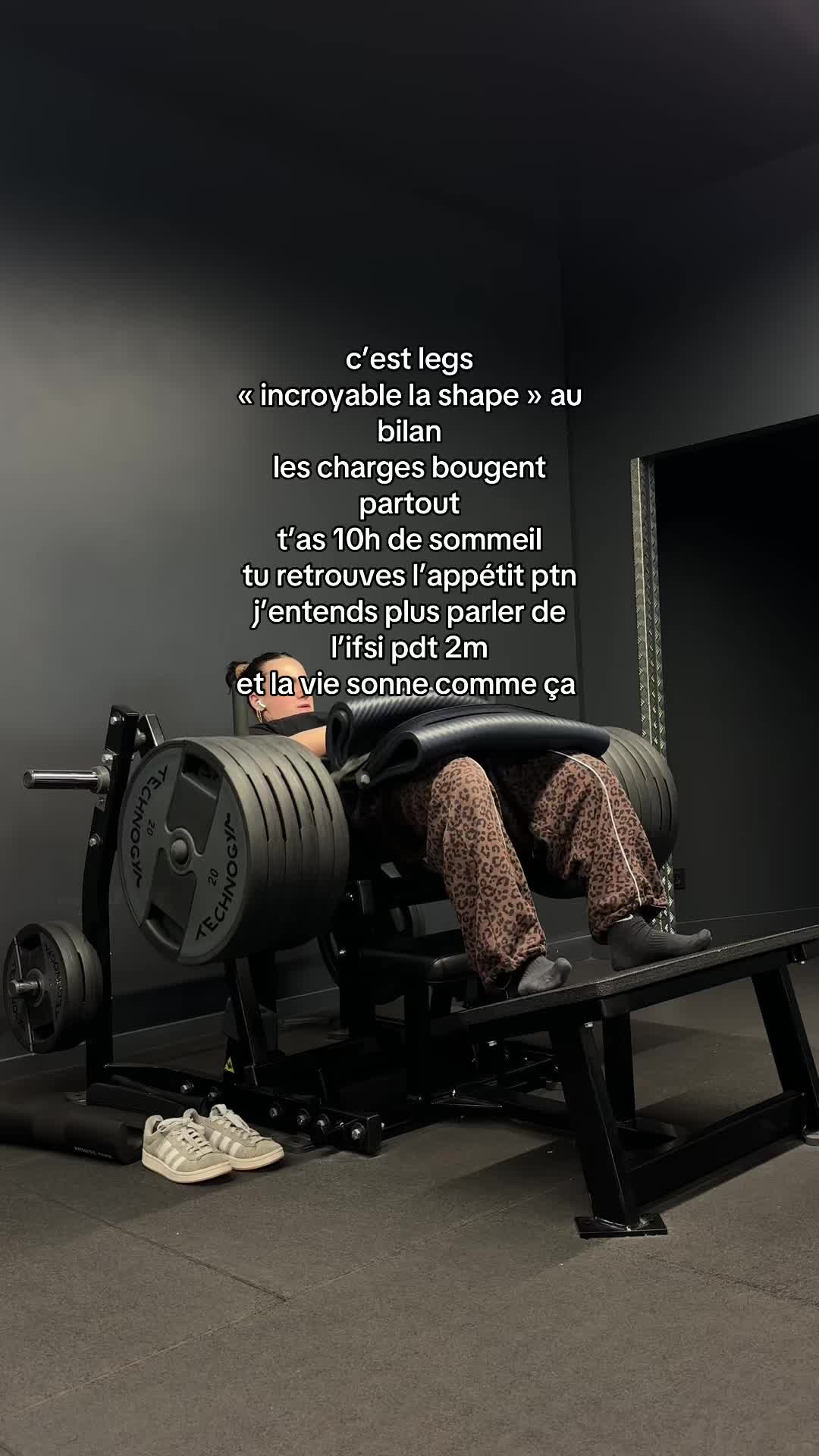 @léa