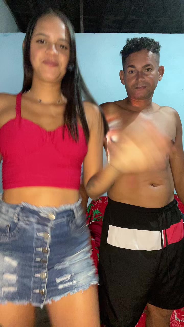 @Lia🙂&zwj;&harr;️