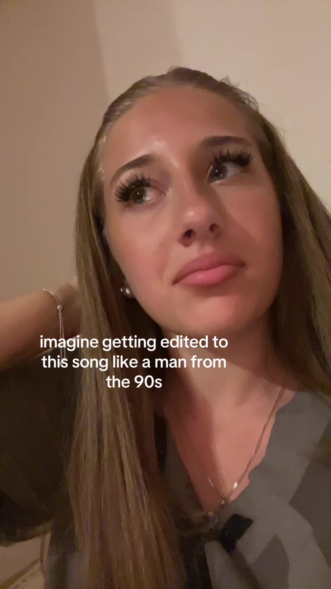 @⃟