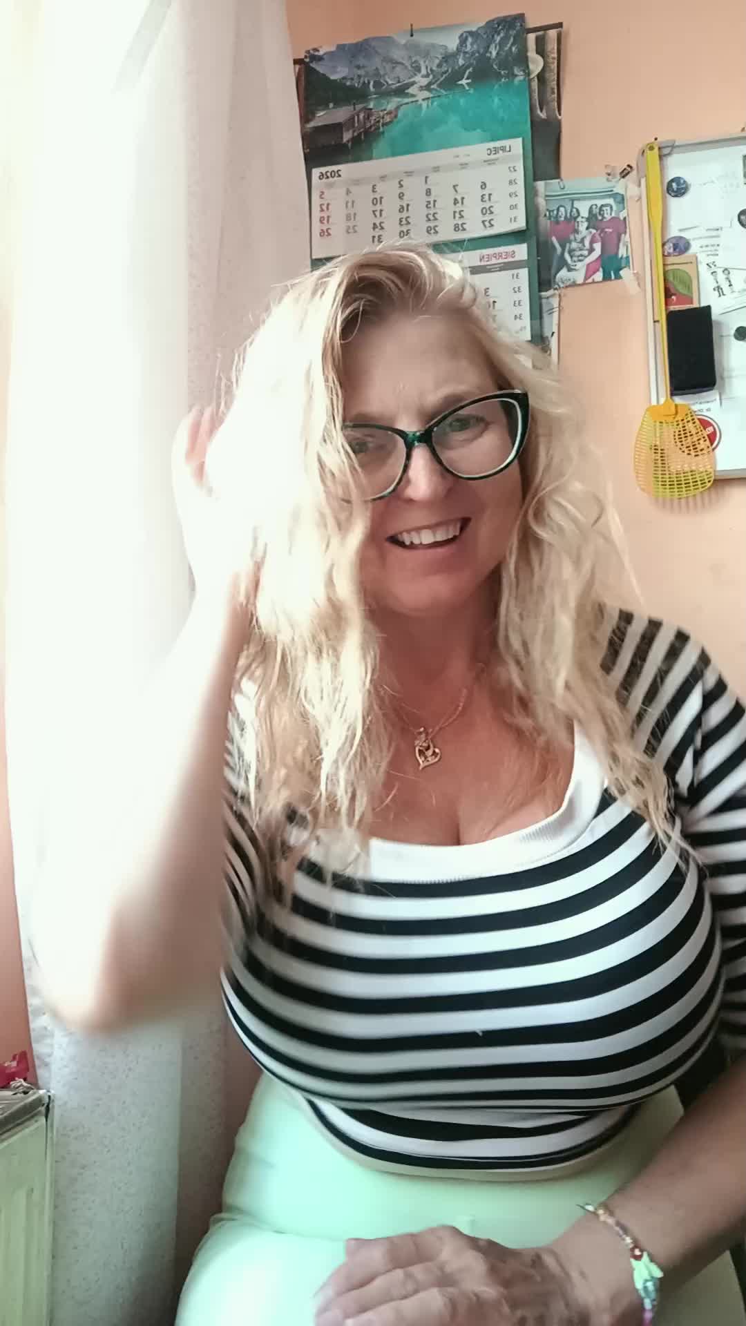@⚡ReniaVolvy⚡