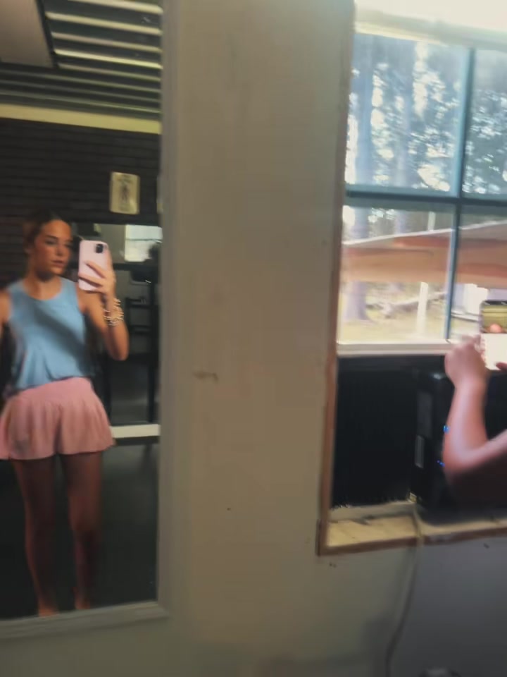 @avalieedwards