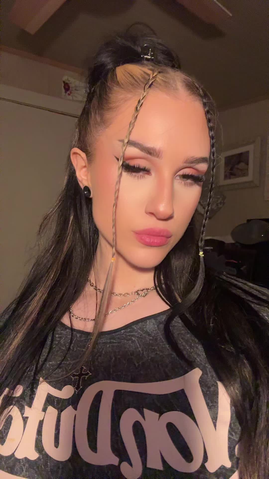 @Alli